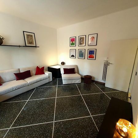 Spacious Three-Room Apartment In Saragozza بولونيا المظهر الخارجي الصورة